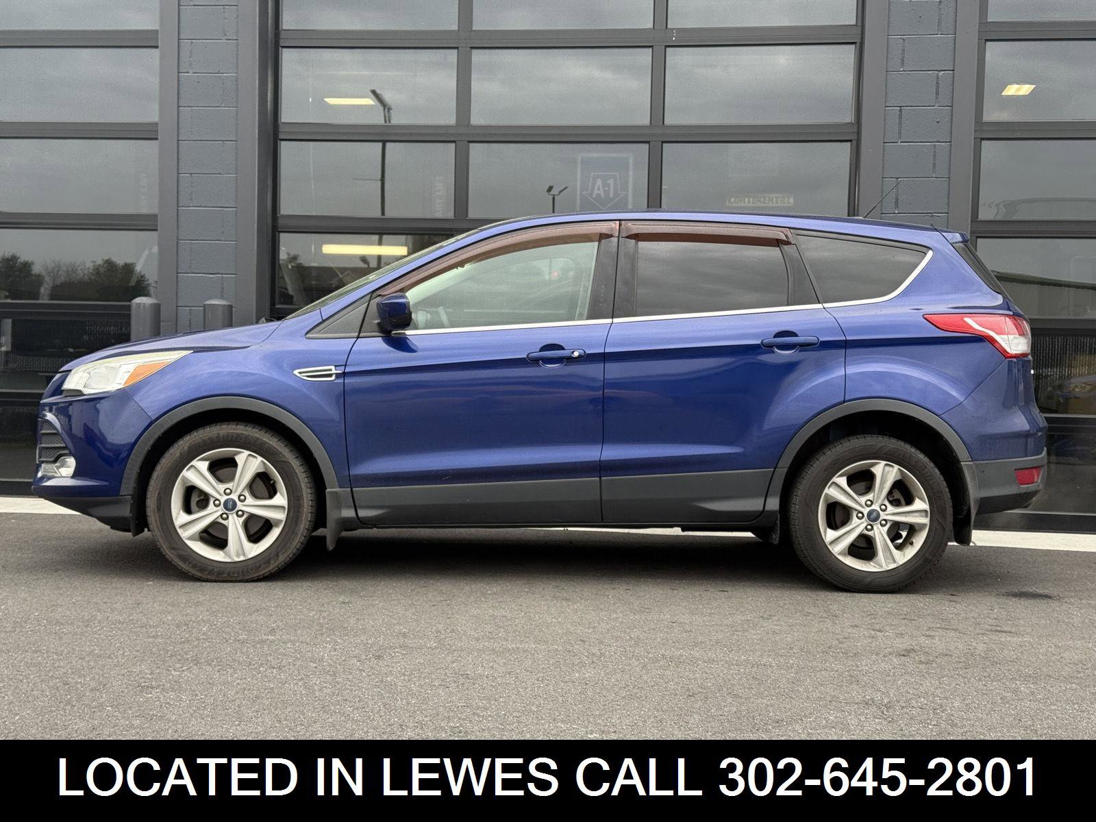 Used 2014 Ford Escape SE image 2