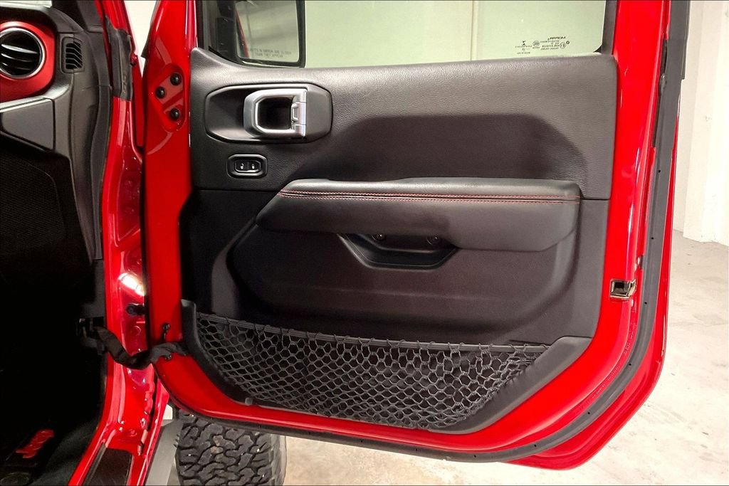 Used 2020 Jeep Gladiator Rubicon w/ Dual Top Group AWD/4WD image 23