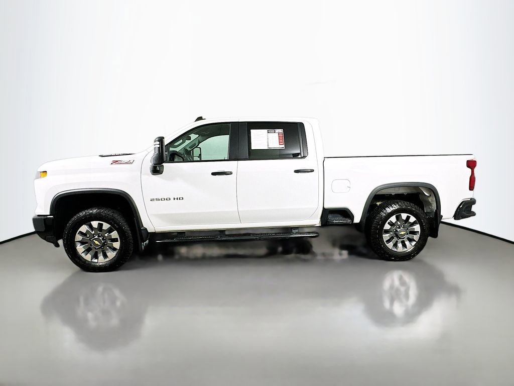 Used 2025 Chevrolet Silverado 2500 Custom w/ Custom Value Package image 5