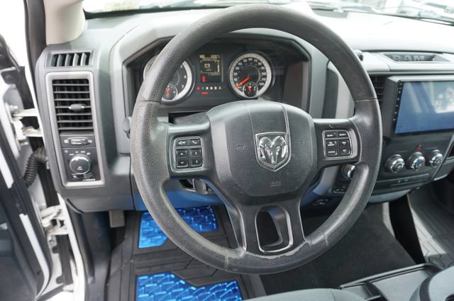 Used 2018 RAM 1500 Express w/ Express Value Package AWD/4WD image 14
