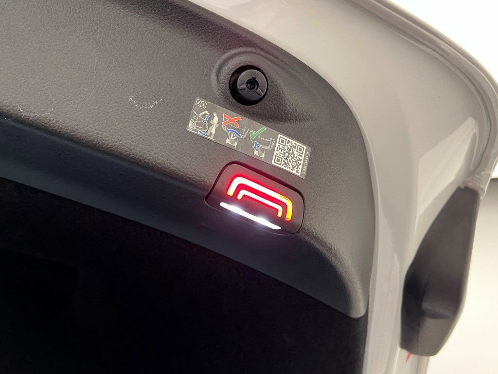 Used 2024 Mercedes-Benz S 580 4MATIC Sedan image 12