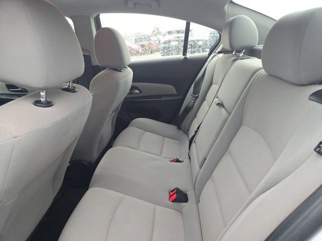 Used 2014 Chevrolet Cruze LT image 25