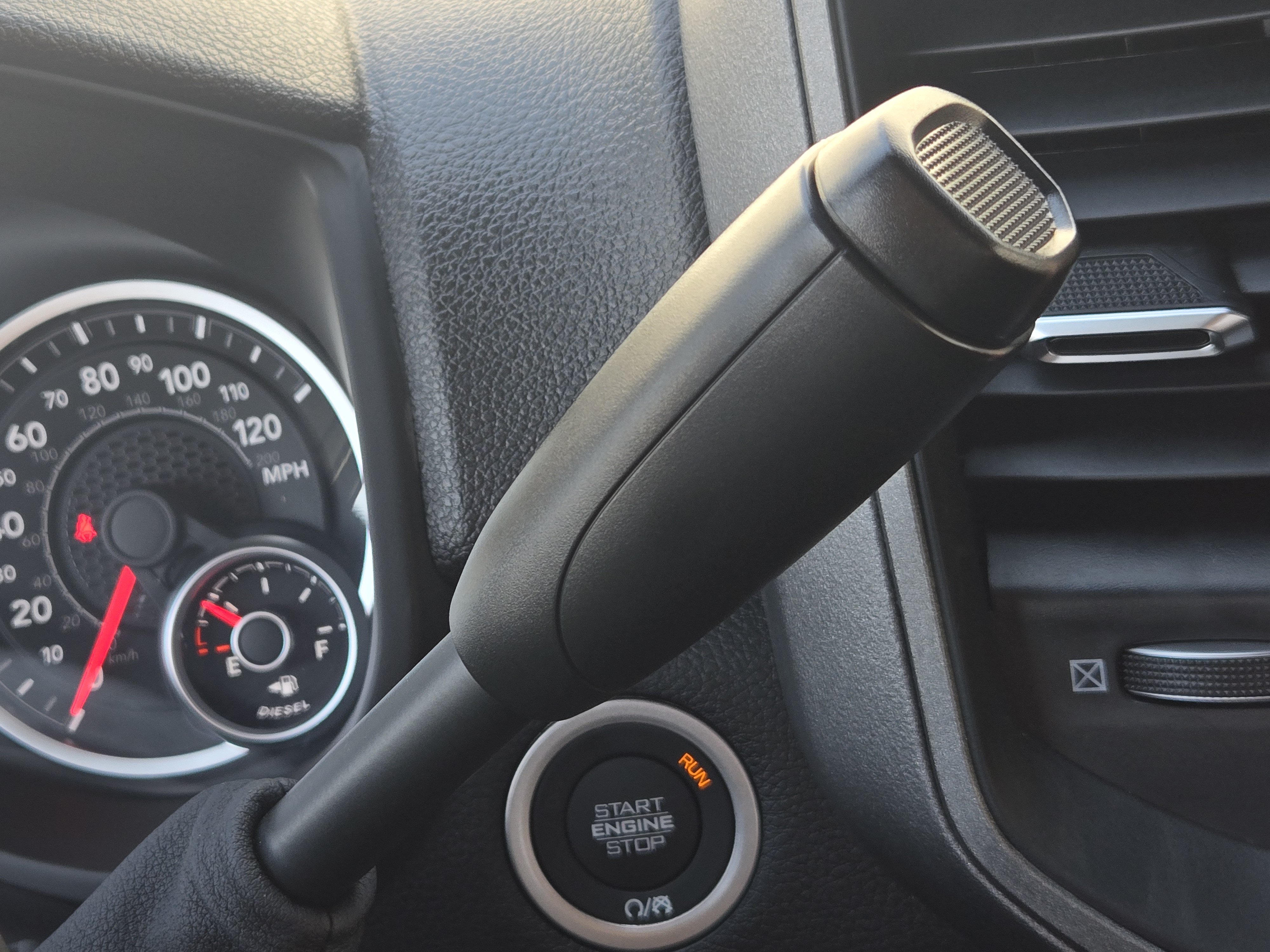 New 2026 RAM 3500 Tradesman AWD/4WD image 18