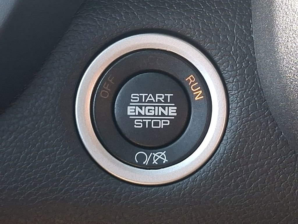 Used 2024 RAM 2500 Tradesman w/ Chrome Appearance Group image 24