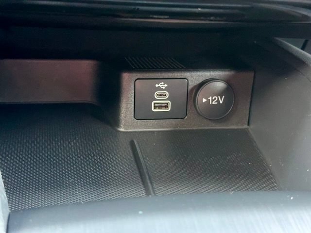 Used 2024 Ford Escape ST-Line w/ Tech Pack #1 FWD image 24