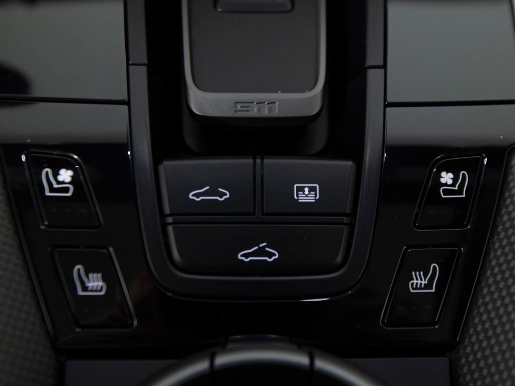 Certified 2024 Porsche 911 Turbo AWD/4WD image 29