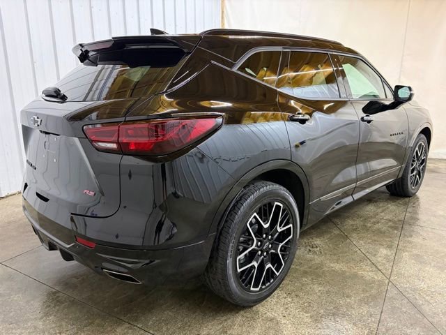 Used 2023 Chevrolet Blazer RS w/ Driver Confidence II Package image 6