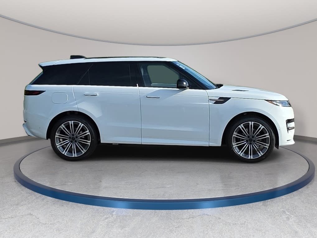 New 2026 Land Rover Range Rover Sport Dynamic SE AWD/4WD image 4