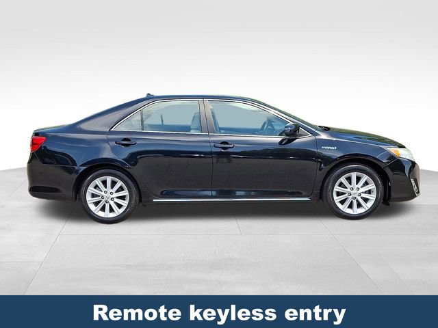 Used 2012 Toyota Camry XLE w/ Leather Pkg FWD image 9