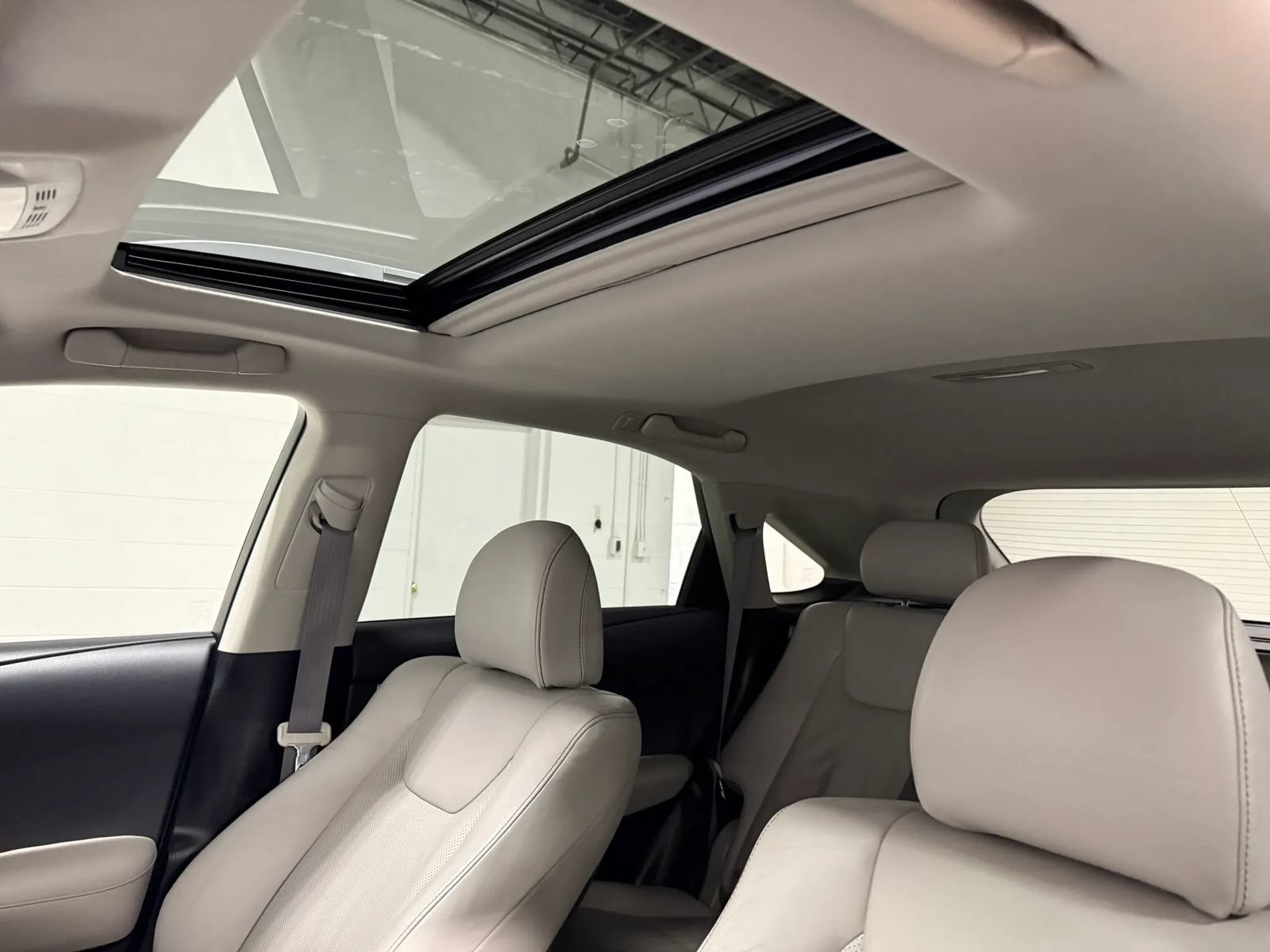 Used 2013 Lexus RX 450h AWD w/ Navigation Pkg image 16