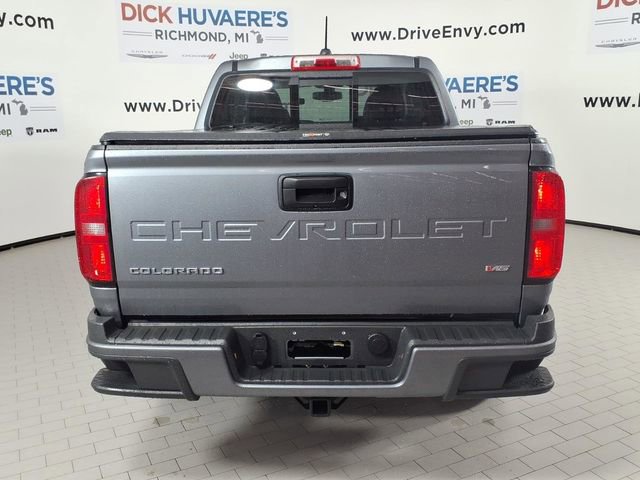 Used 2022 Chevrolet Colorado LT w/ LT Convenience Package image 5