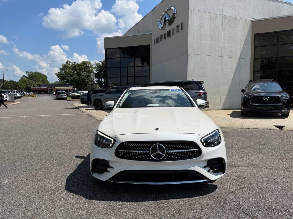 Used 2023 Mercedes-Benz E 350 Sedan image 3