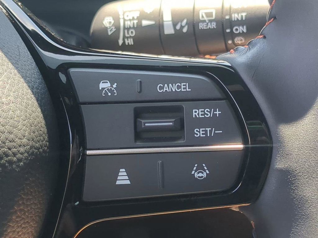 Used 2025 Honda HR-V Sport image 22