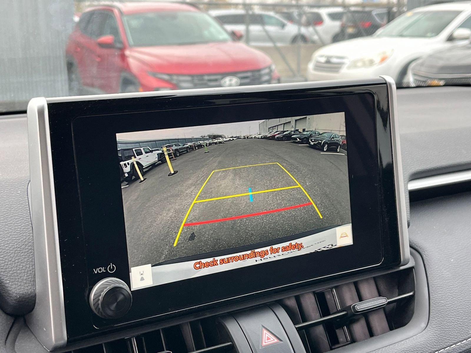 Used 2025 Toyota RAV4 LE image 17