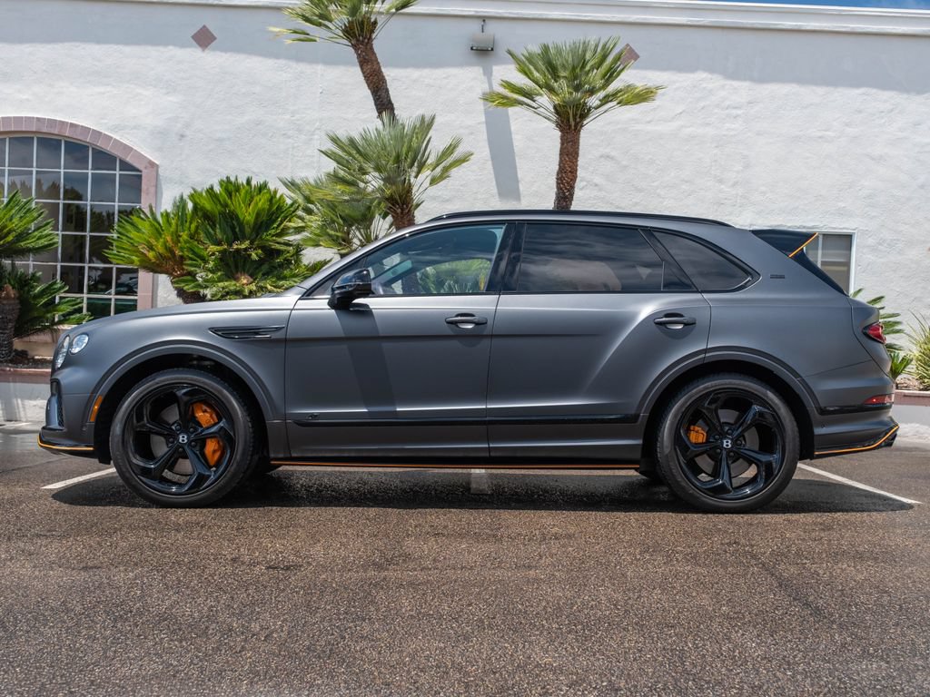 Used 2025 Bentley Bentayga AWD/4WD image 5