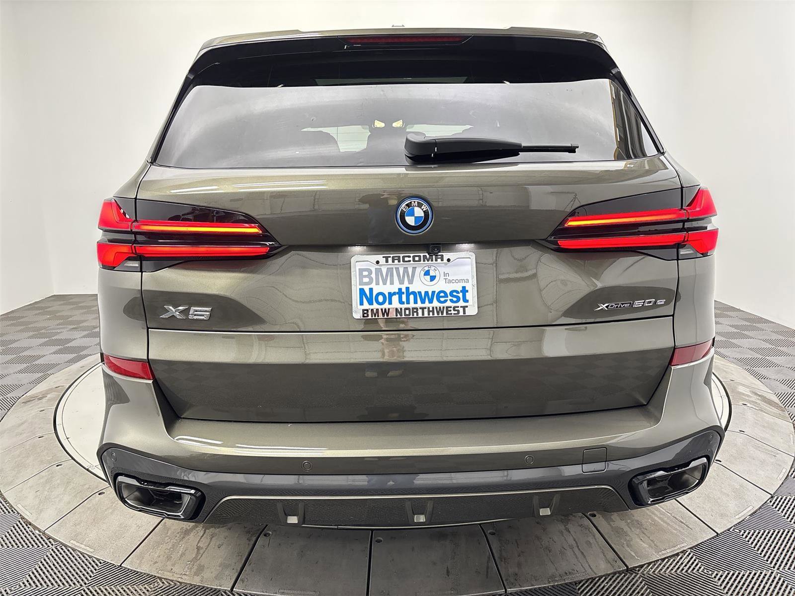 New 2026 BMW X5 xDrive50e AWD/4WD image 15