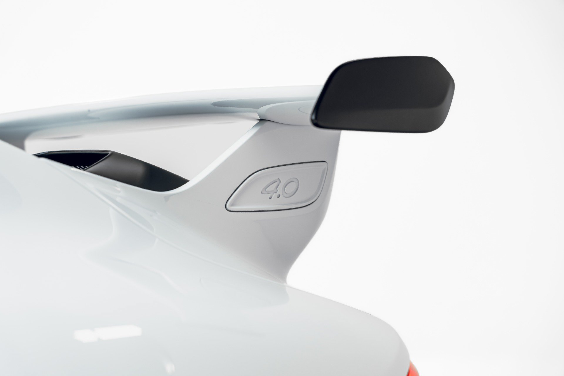 Used 2018 Porsche 911 GT3 RWD image 24