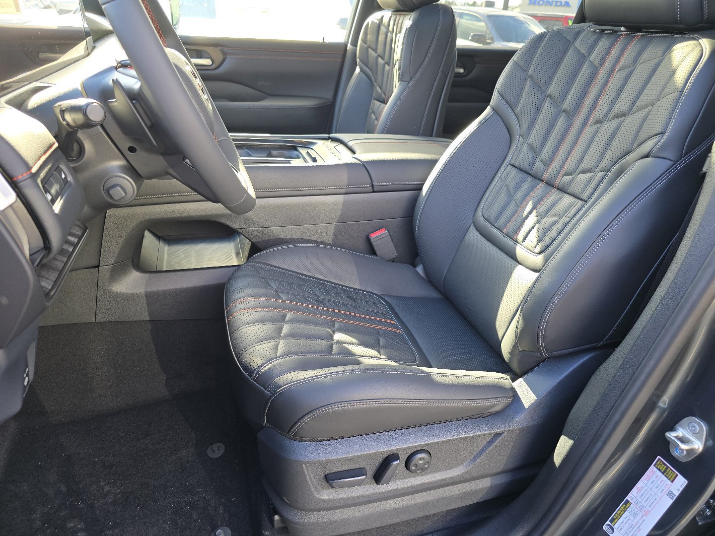 New 2026 Nissan Armada PRO-4X AWD/4WD image 15