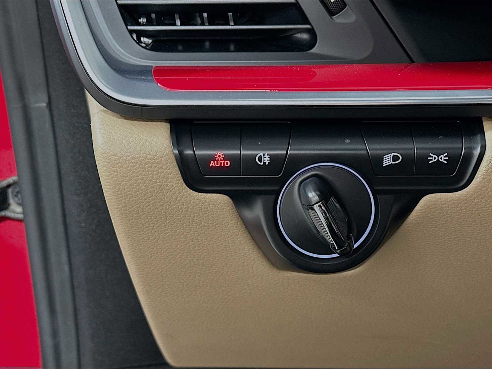 Certified 2023 Porsche 911 Carrera image 13