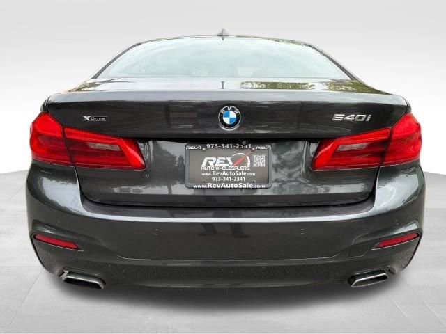 Used 2018 BMW 540i xDrive w/ M Sport Package image 5