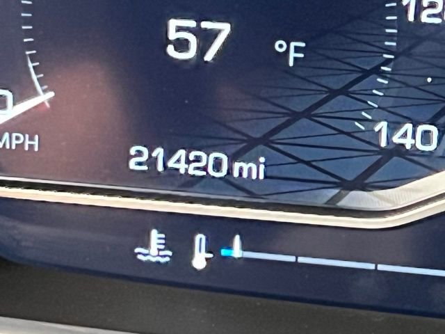 Used 2024 GMC Yukon XL AT4 w/ AT4 Premium Package image 25