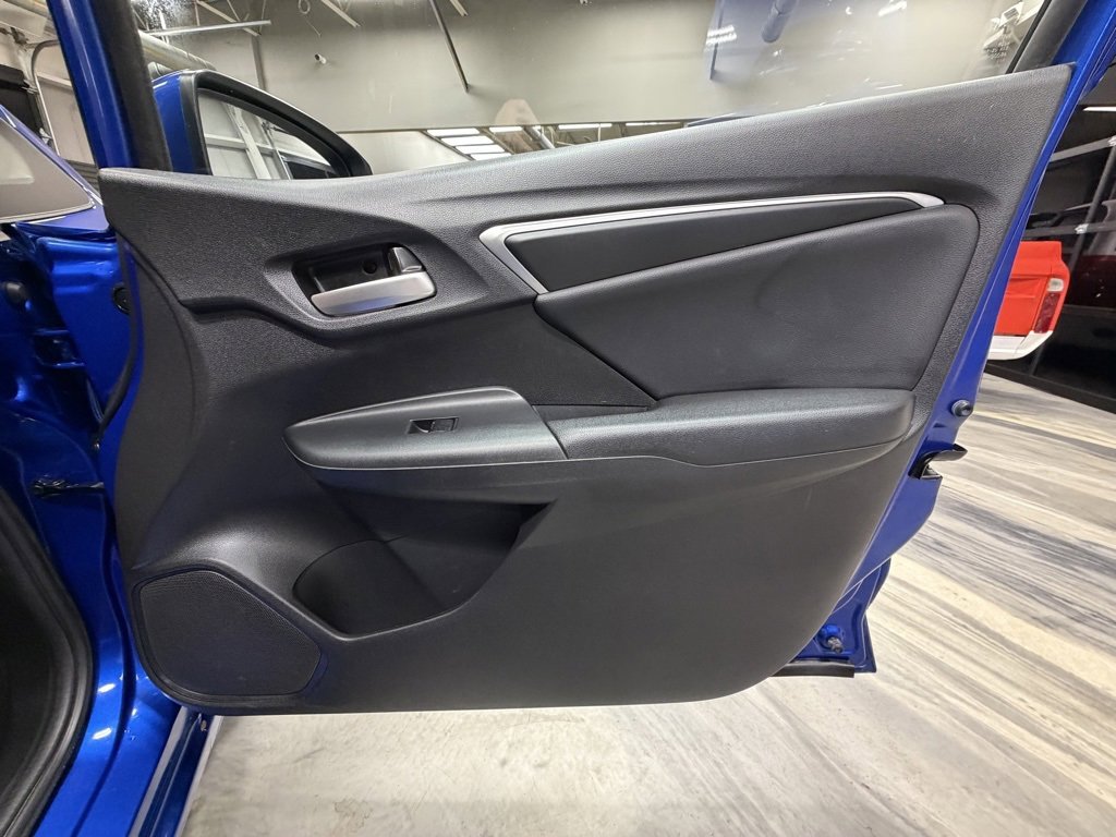 Used 2017 Honda Fit EX-L image 39