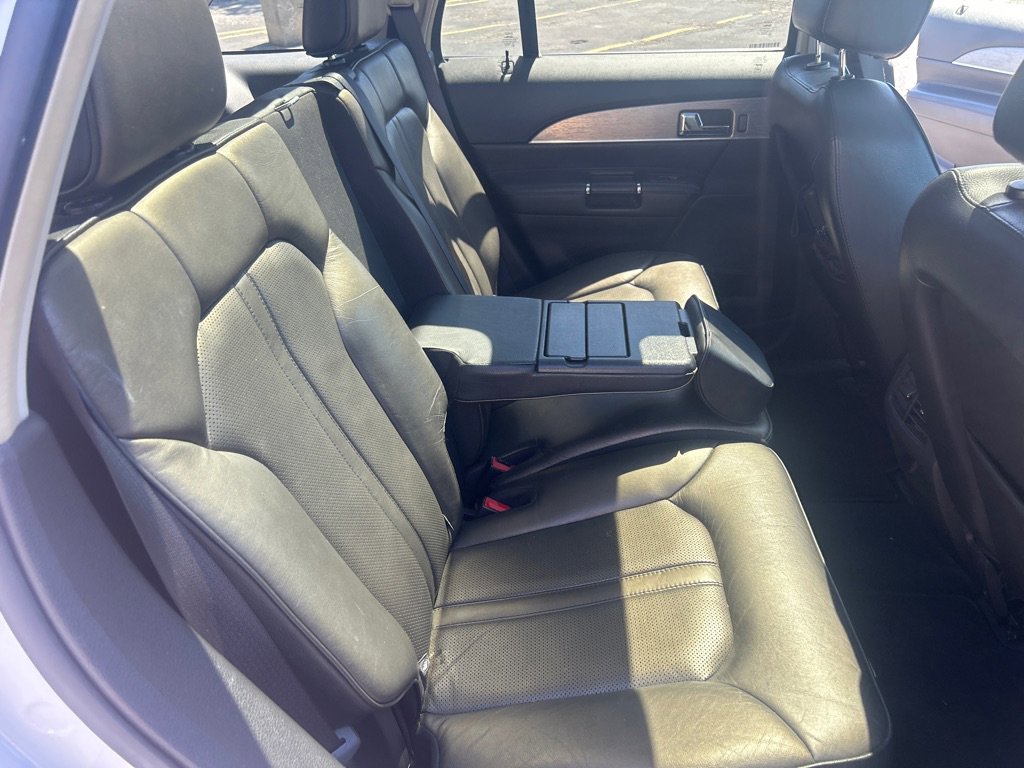 Used 2012 Lincoln MKX AWD image 26