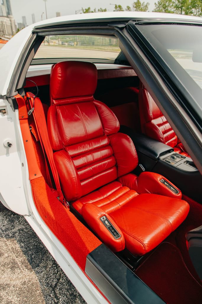 Used 1990 Chevrolet Corvette Convertible image 87