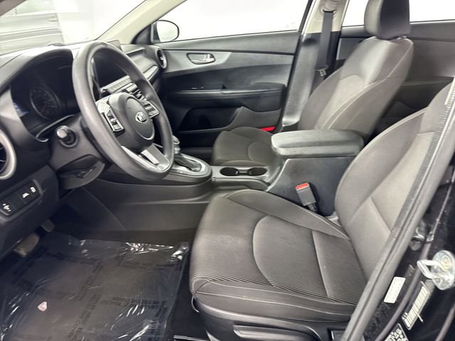 Used 2021 Kia Forte LXS FWD image 4