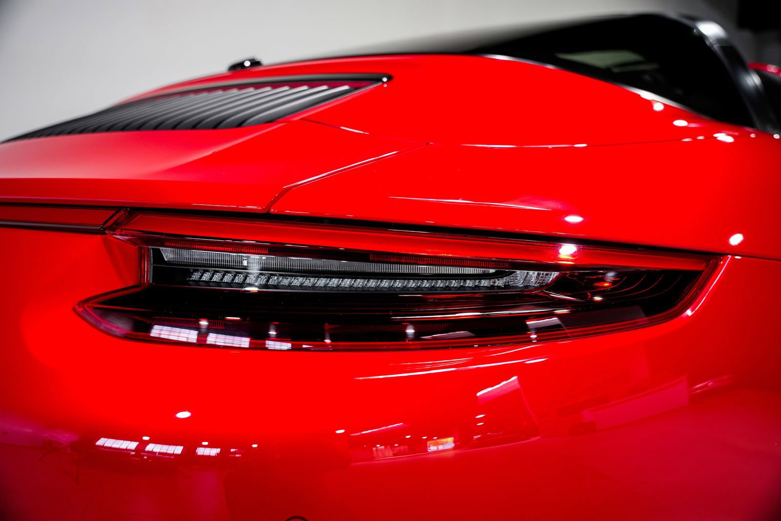 Used 2017 Porsche 911 Targa 4 GTS AWD/4WD image 37