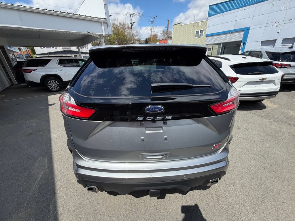 Used 2024 Ford Edge ST w/ Equipment Group 401A AWD/4WD image 4
