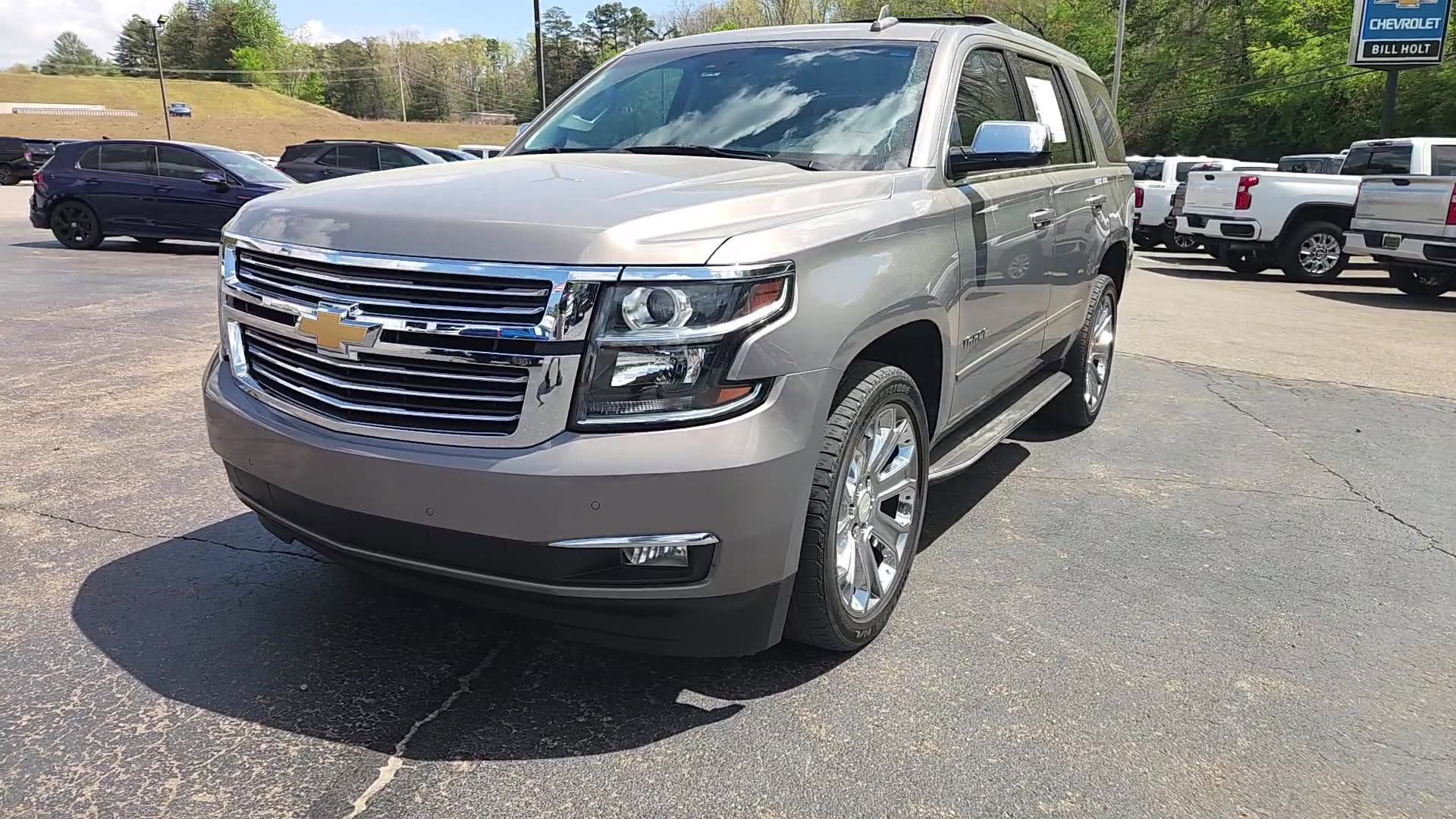 Used 2019 Chevrolet Tahoe Premier AWD/4WD image 11
