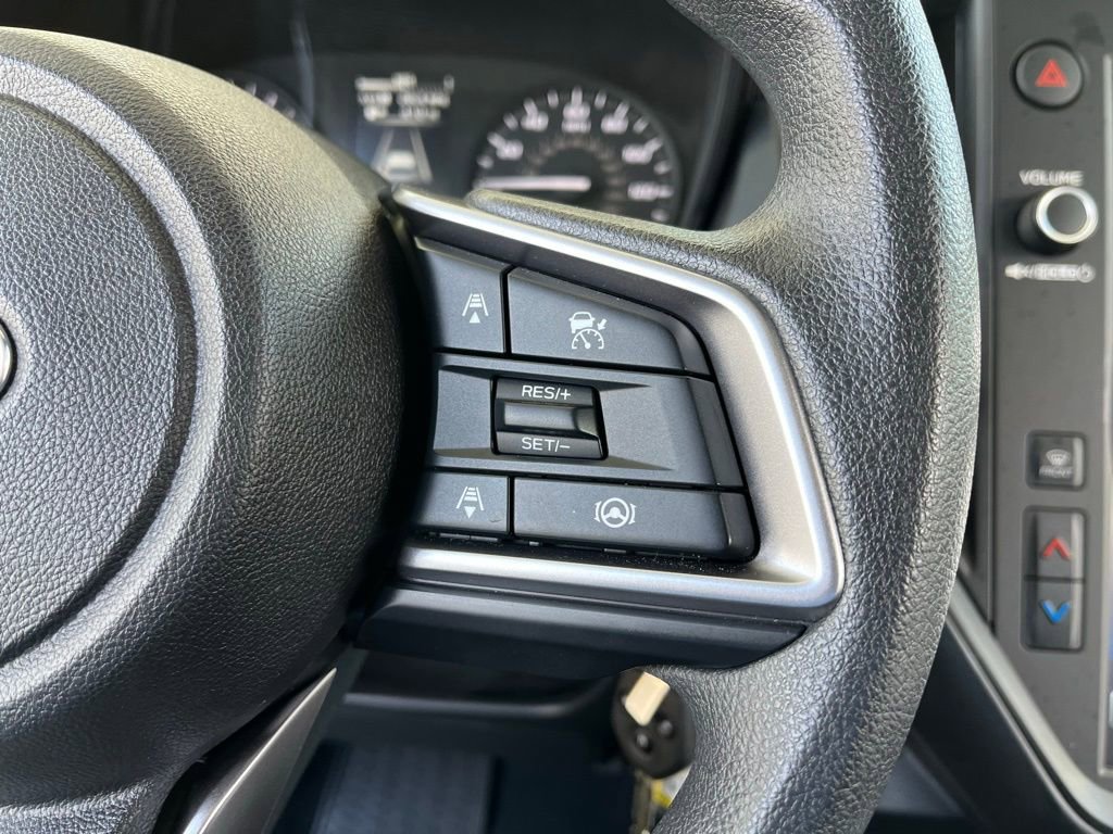 Certified 2025 Subaru Impreza 2.0i image 11