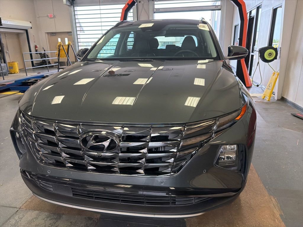 Used 2024 Hyundai Tucson Limited AWD/4WD image 4