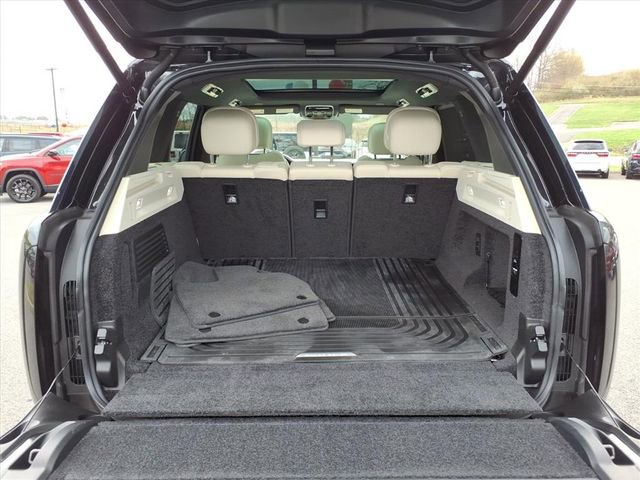 Used 2024 Land Rover Range Rover SE image 6
