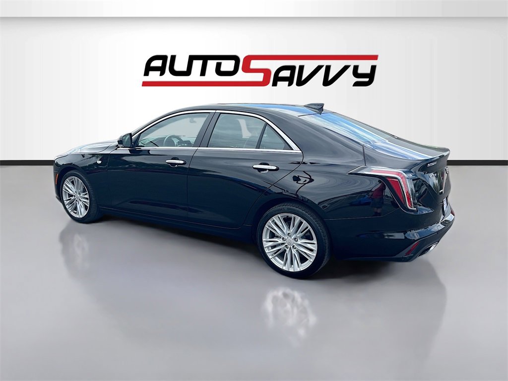 Used 2025 Cadillac CT4 Premium Luxury image 5
