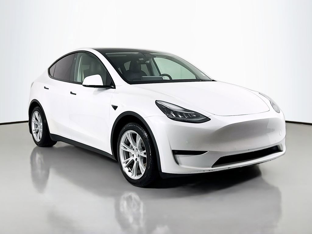 Used 2021 Tesla Model Y Long Range image 3