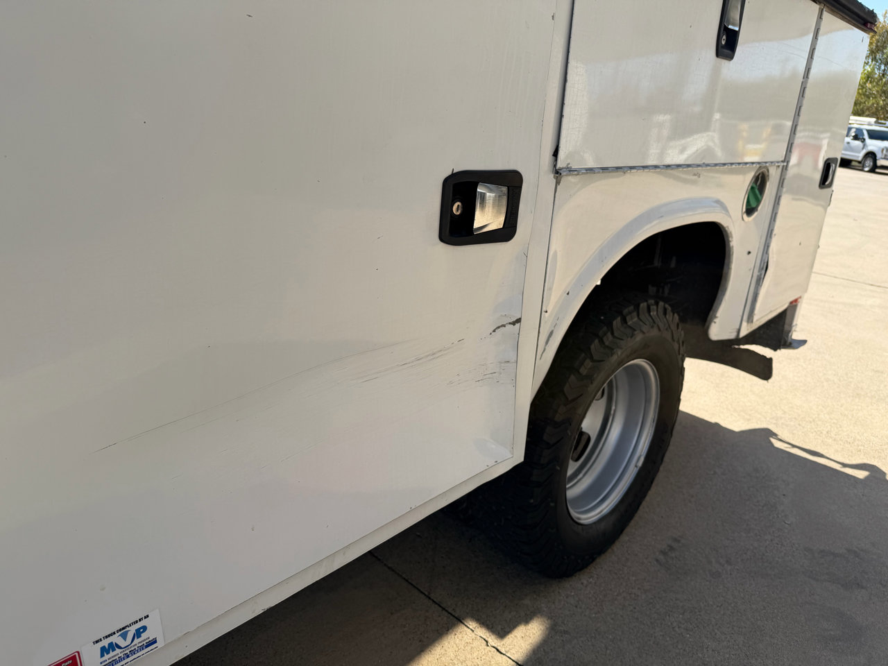 Used 2018 RAM 3500 Tradesman w/ Chrome Appearance Group image 21