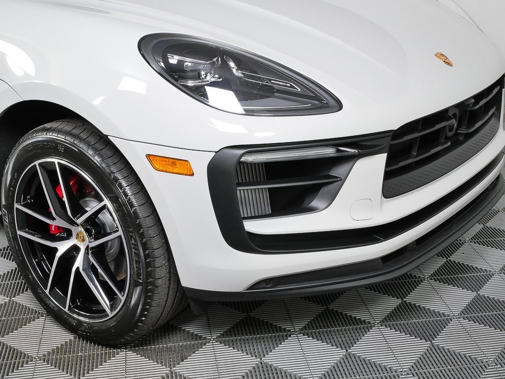New 2026 Porsche Macan S image 36