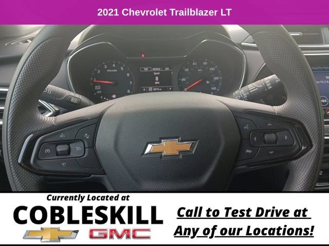 Used 2021 Chevrolet TrailBlazer LT w/ Convenience Package AWD/4WD image 19