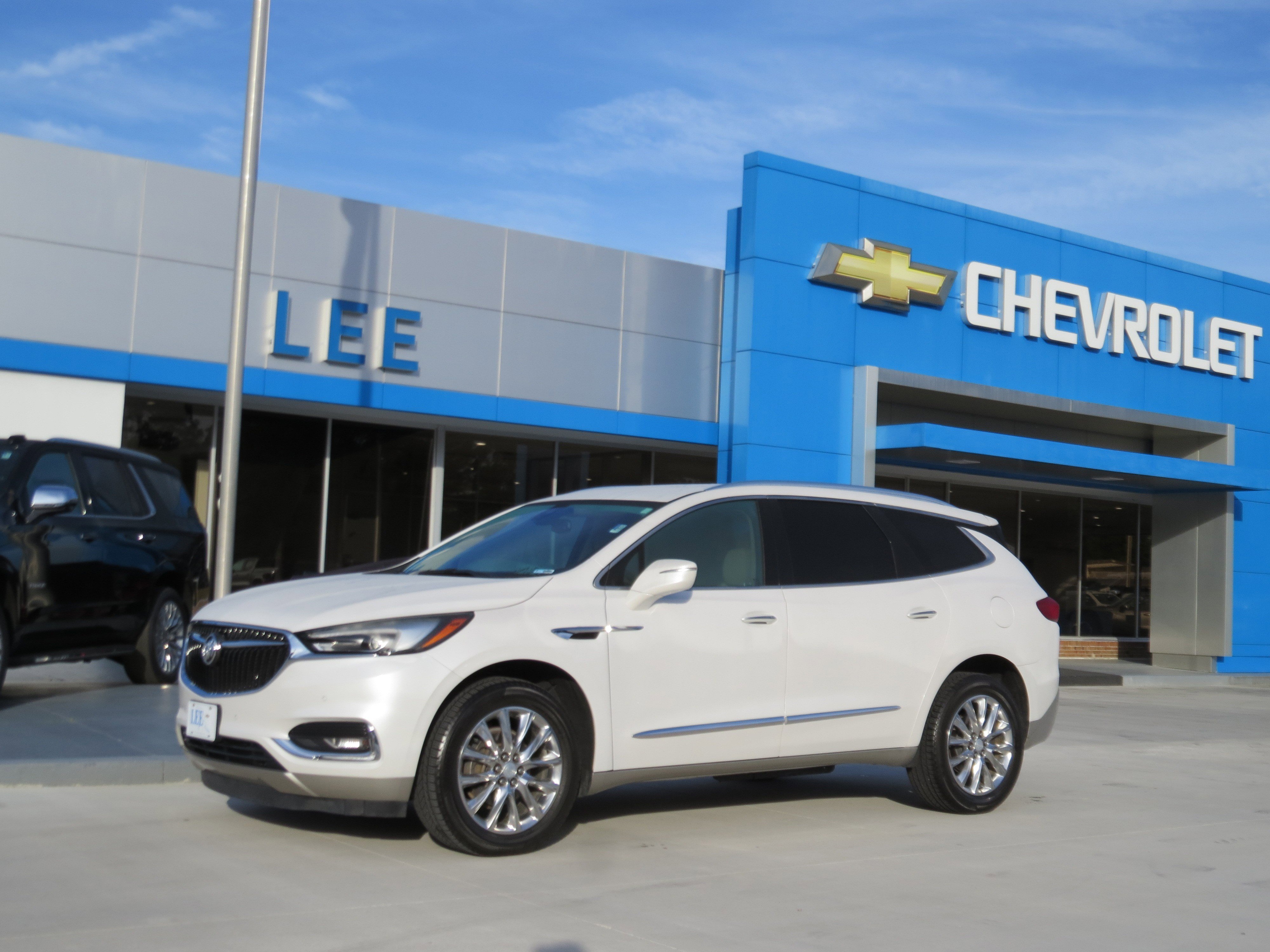 Certified 2020 Buick Enclave Premium w/ Trailering Package, 5000 lbs. FWD image 25