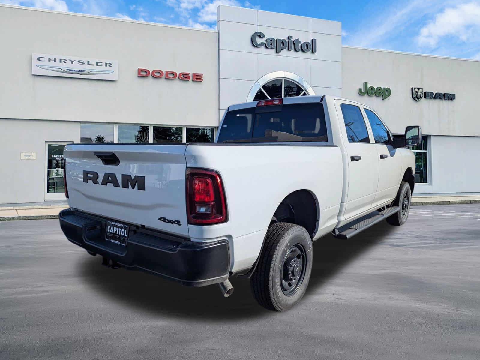New 2026 RAM 2500 Tradesman AWD/4WD image 3