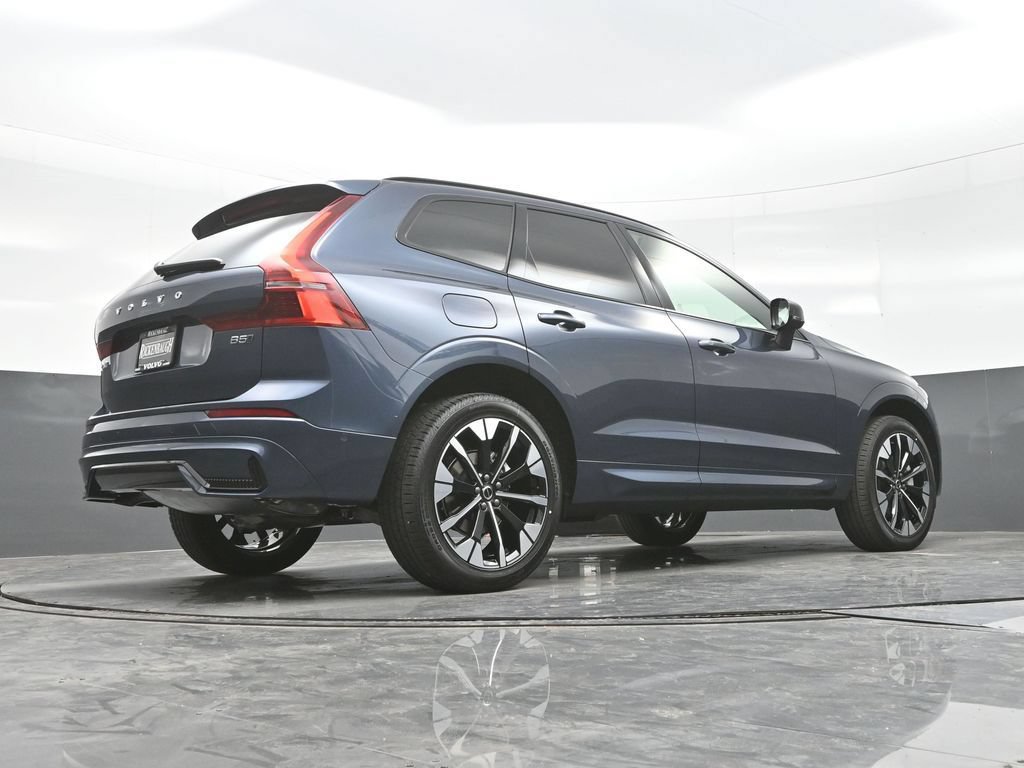 New 2026 Volvo XC60 B5 Plus w/ Climate Package AWD/4WD image 33