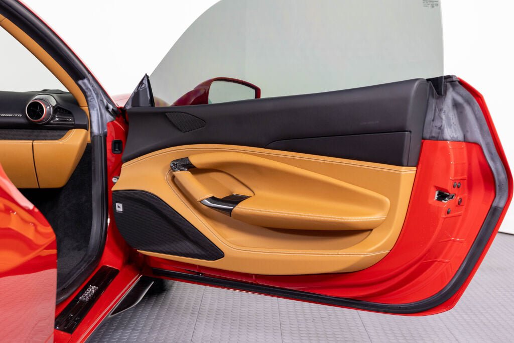 Certified 2021 Ferrari F8 Tributo RWD image 50