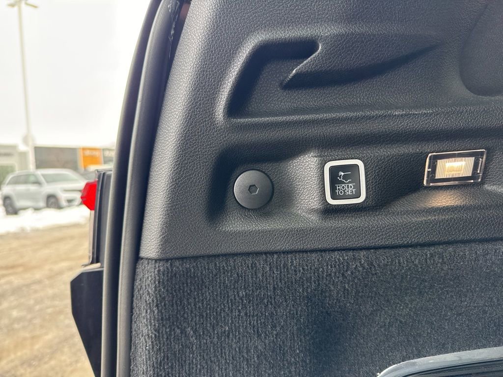 Certified 2024 Jeep Grand Cherokee L Summit image 37