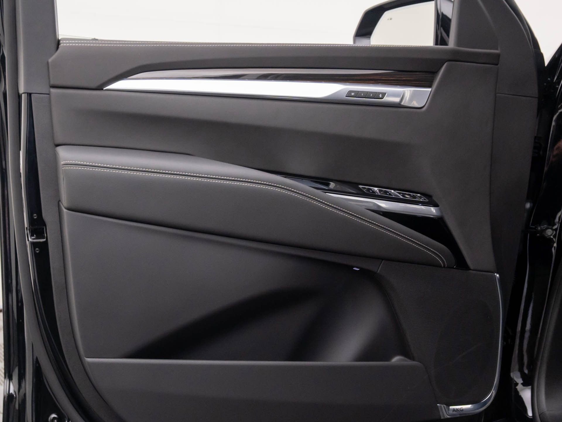 New 2026 Cadillac Escalade ESV Luxury w/ Touring Package image 14