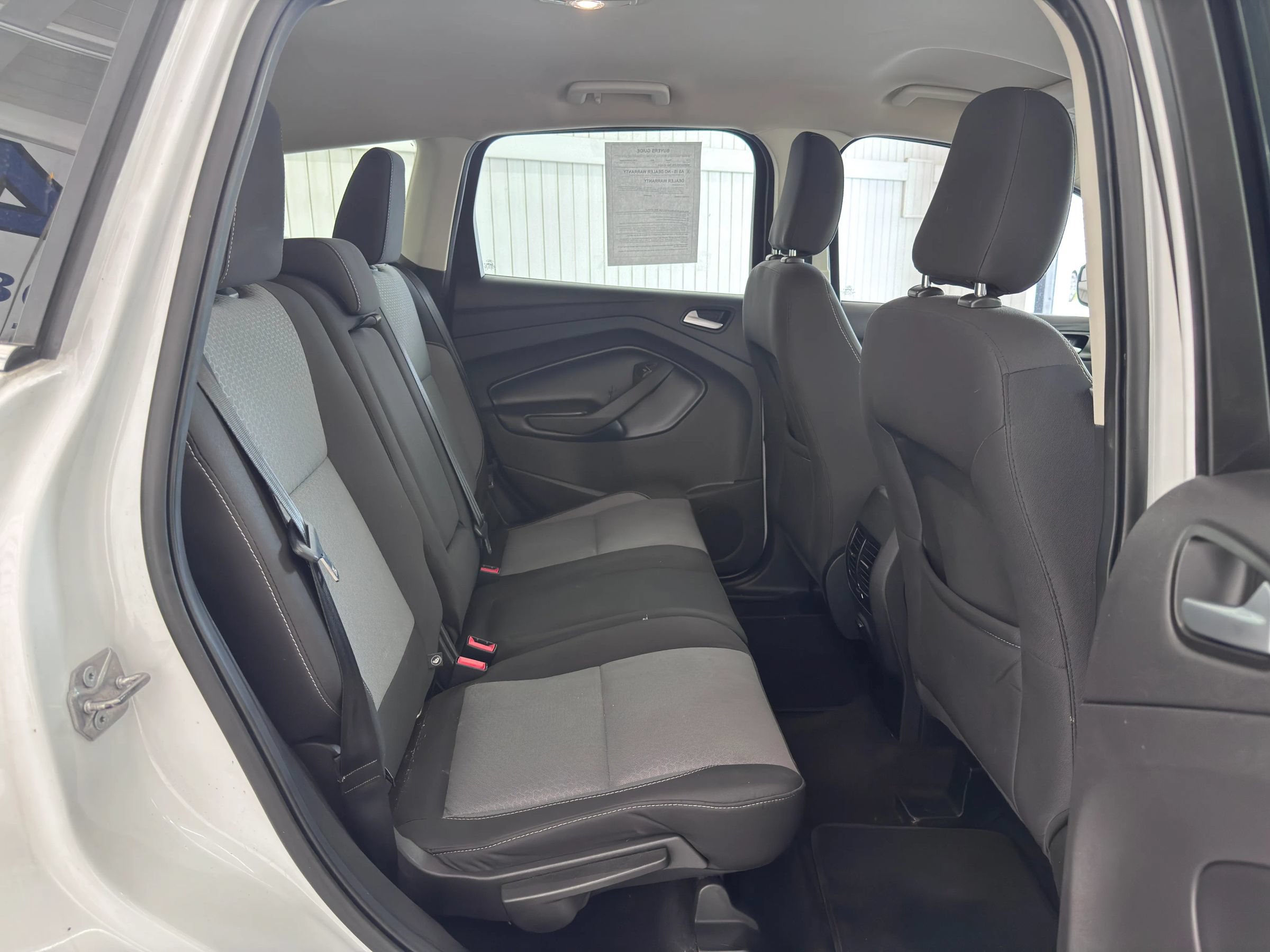 Used 2019 Ford Escape SE FWD image 11
