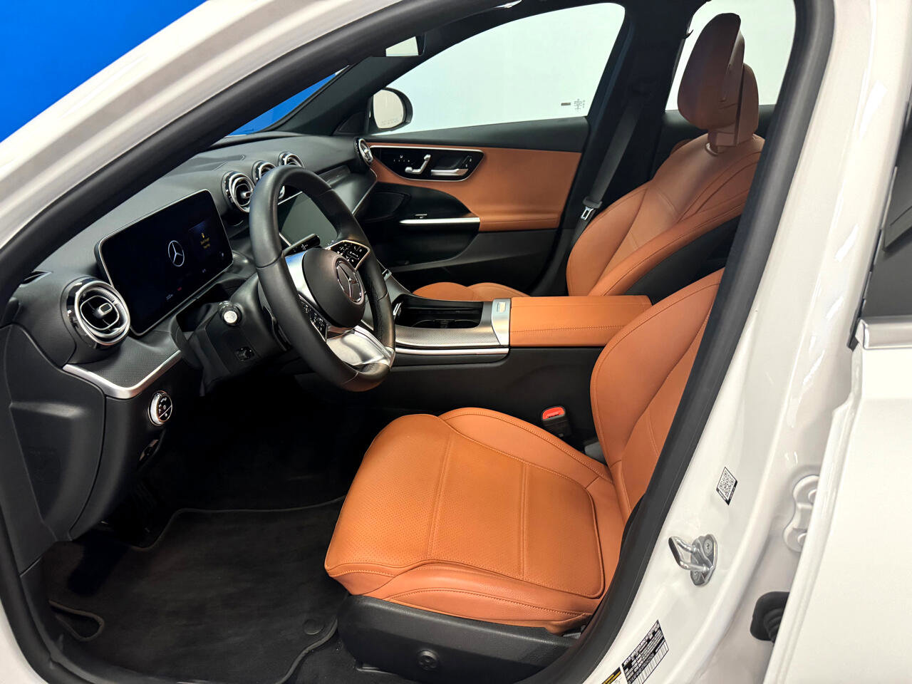 Used 2023 Mercedes-Benz C 300 4MATIC Sedan image 14