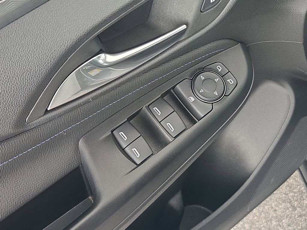 Certified 2025 Buick Envista Sport Touring FWD image 27