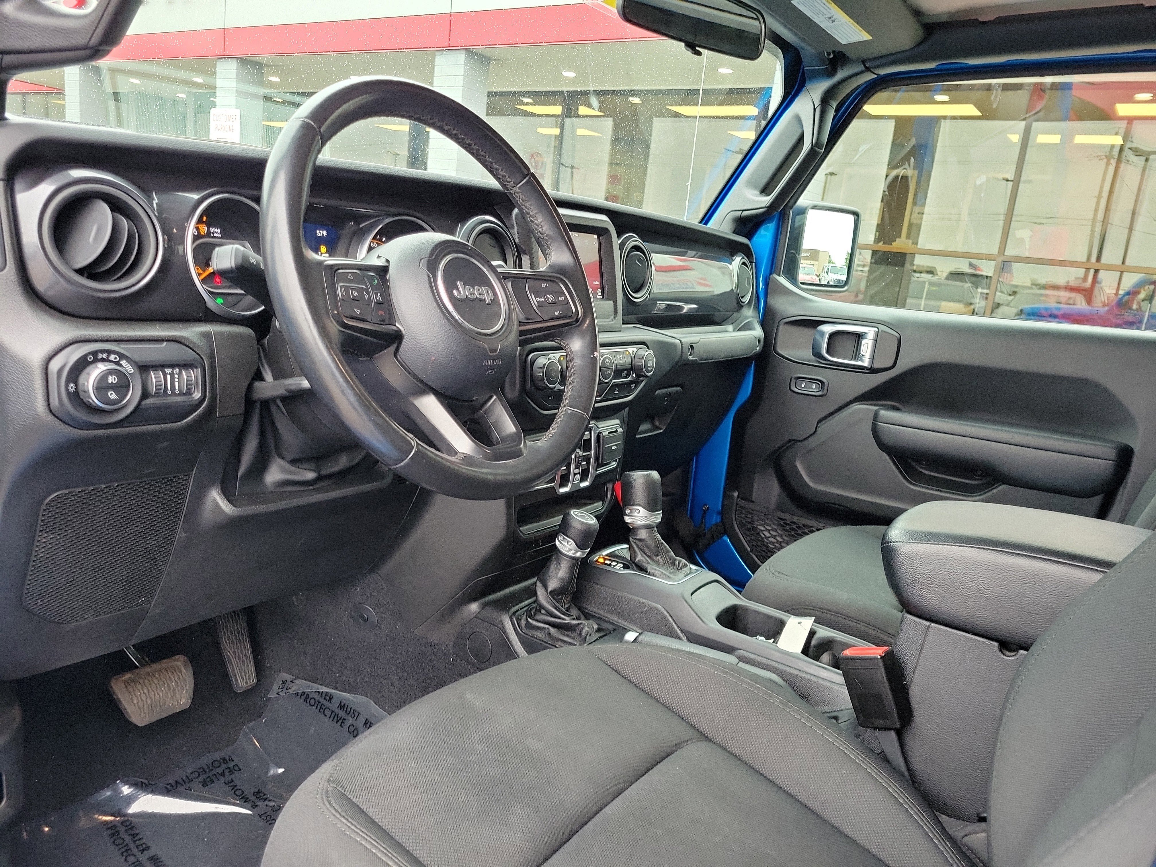 Used 2022 Jeep Gladiator Sport AWD/4WD image 19